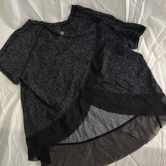 Lululemon Crop Top with Mesh Trim - Picture 3 of 3